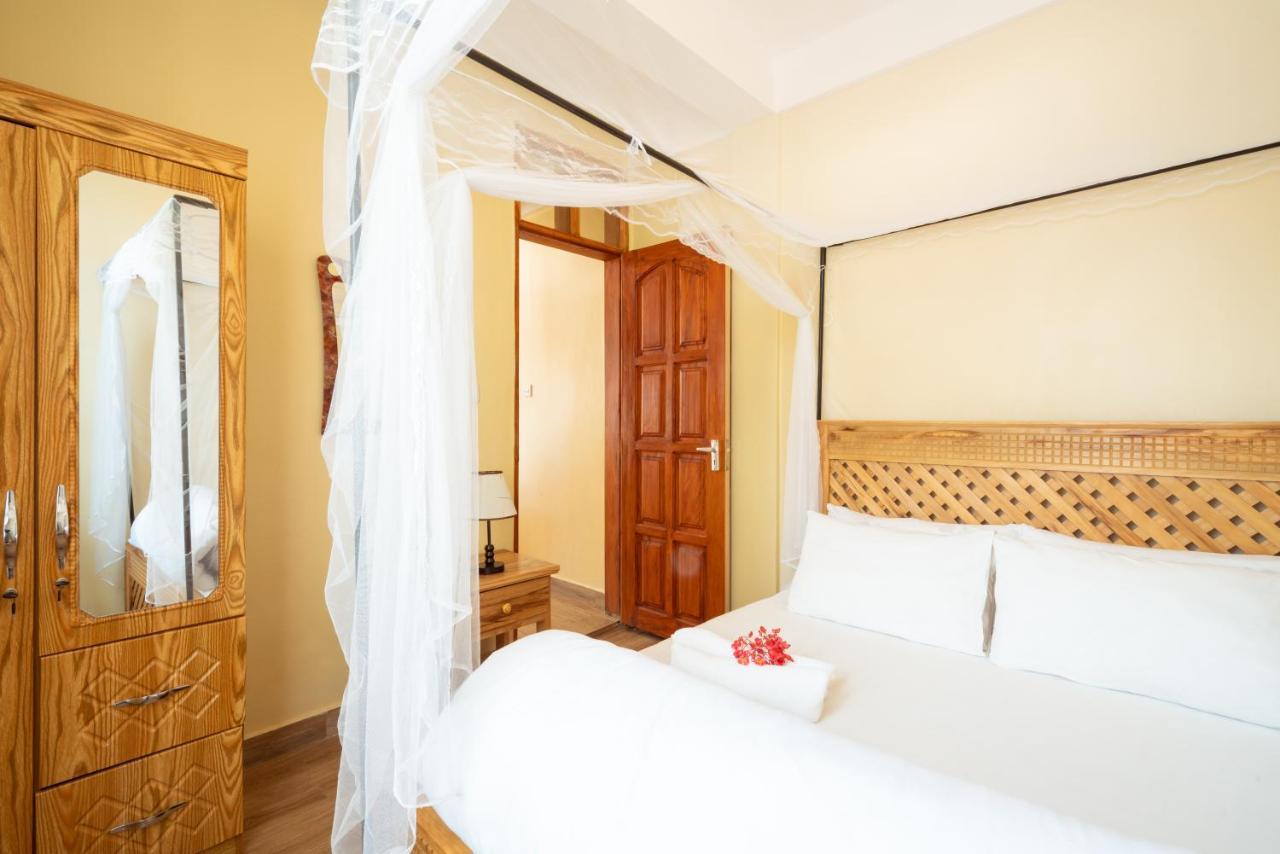 Rayan Apartments & Safaris Arusha Exterior photo
